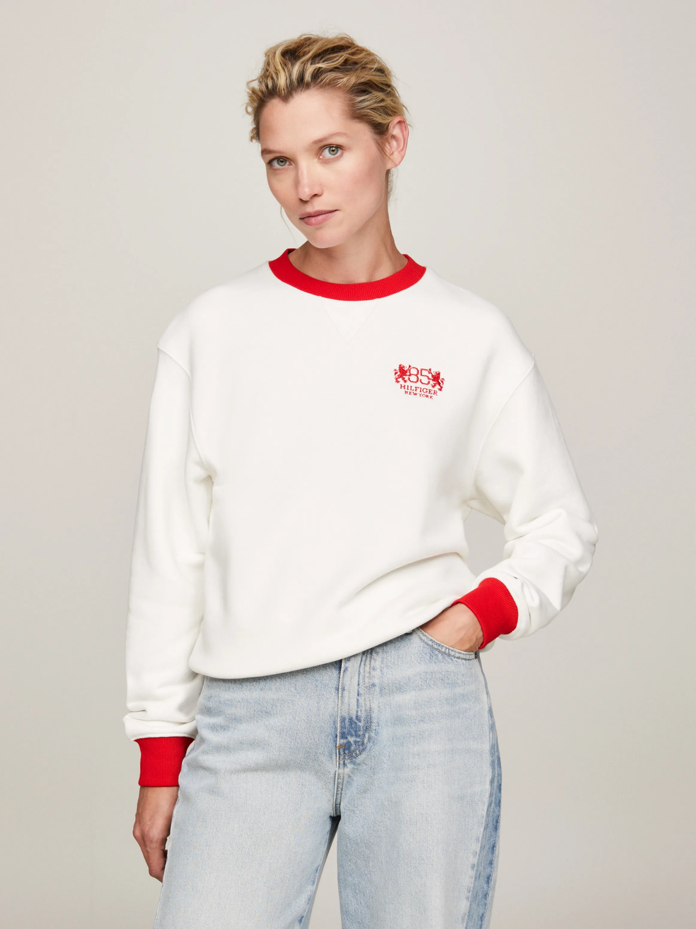 1985 Collection TH Crest Sweatshirt | Sweatshirts & Hoodies | Tommy Hilfiger