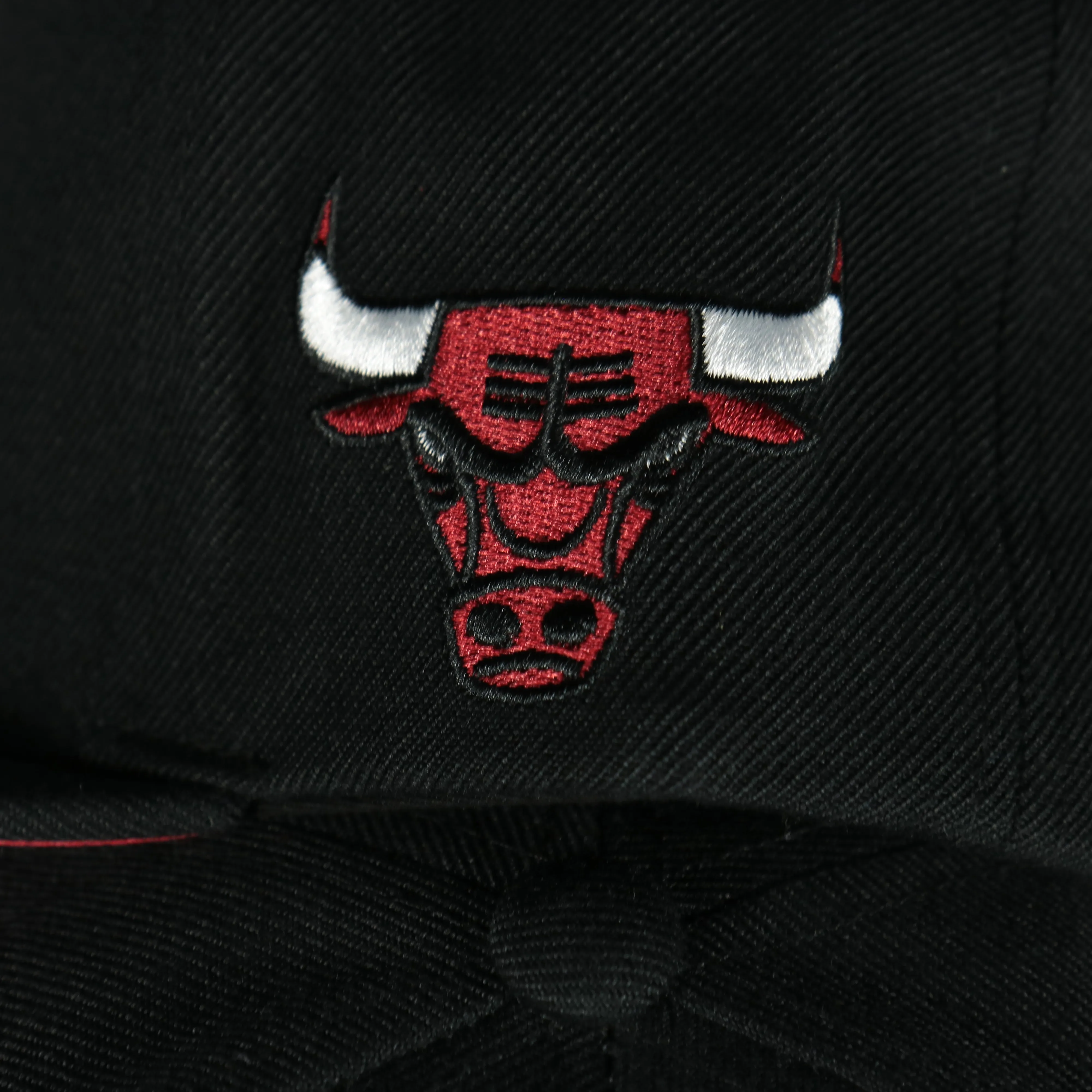 Chicago Bulls Vintage Retro NBA Team Script 2.0 Mitchell and Ness Snapback Hat | Black