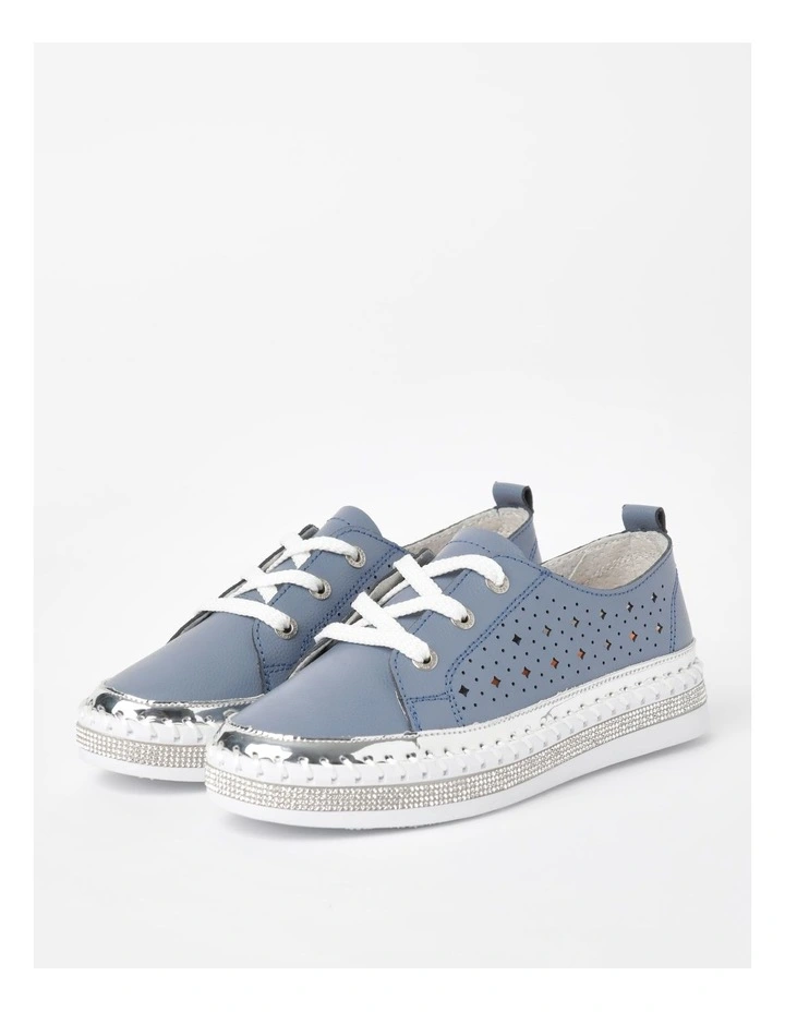 Clara Sneaker in Blue