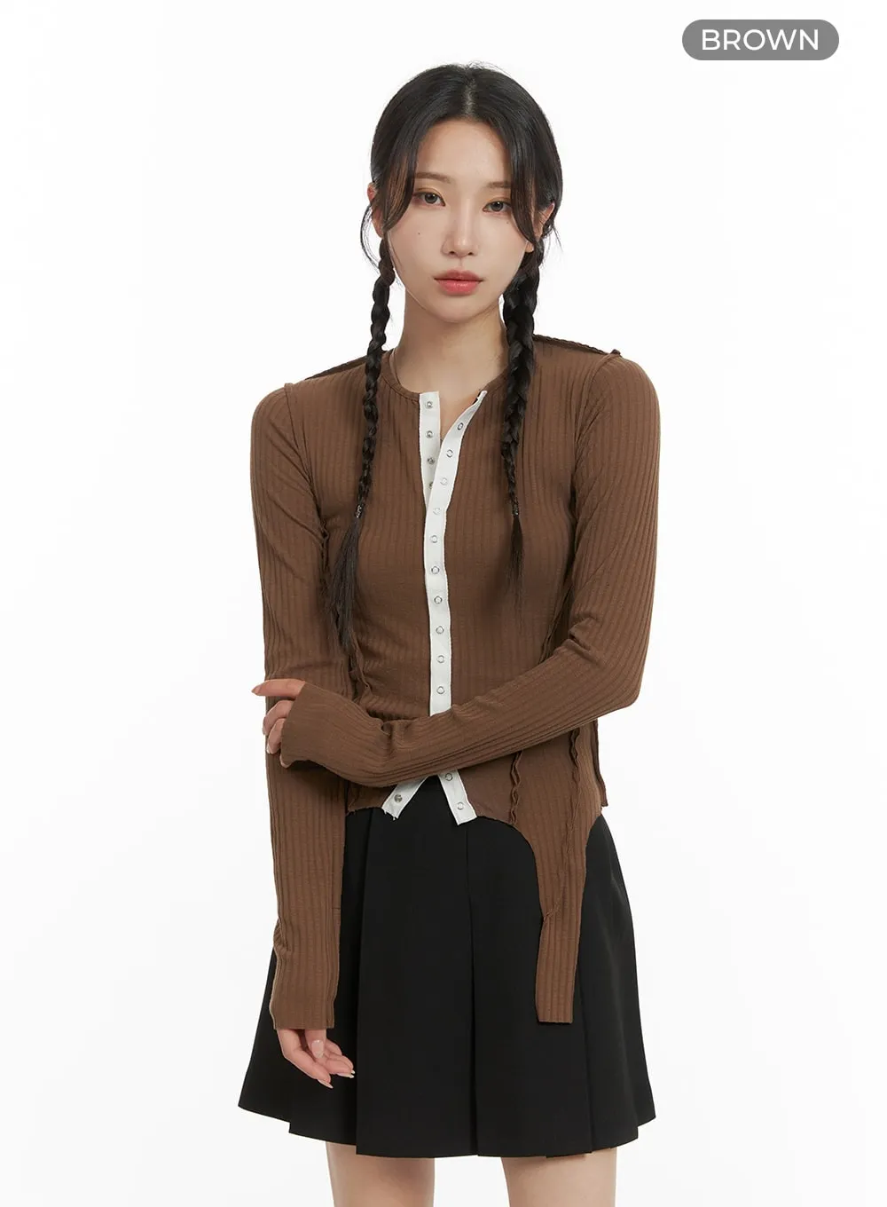 Contrasting Button Long Sleeve Top CM427