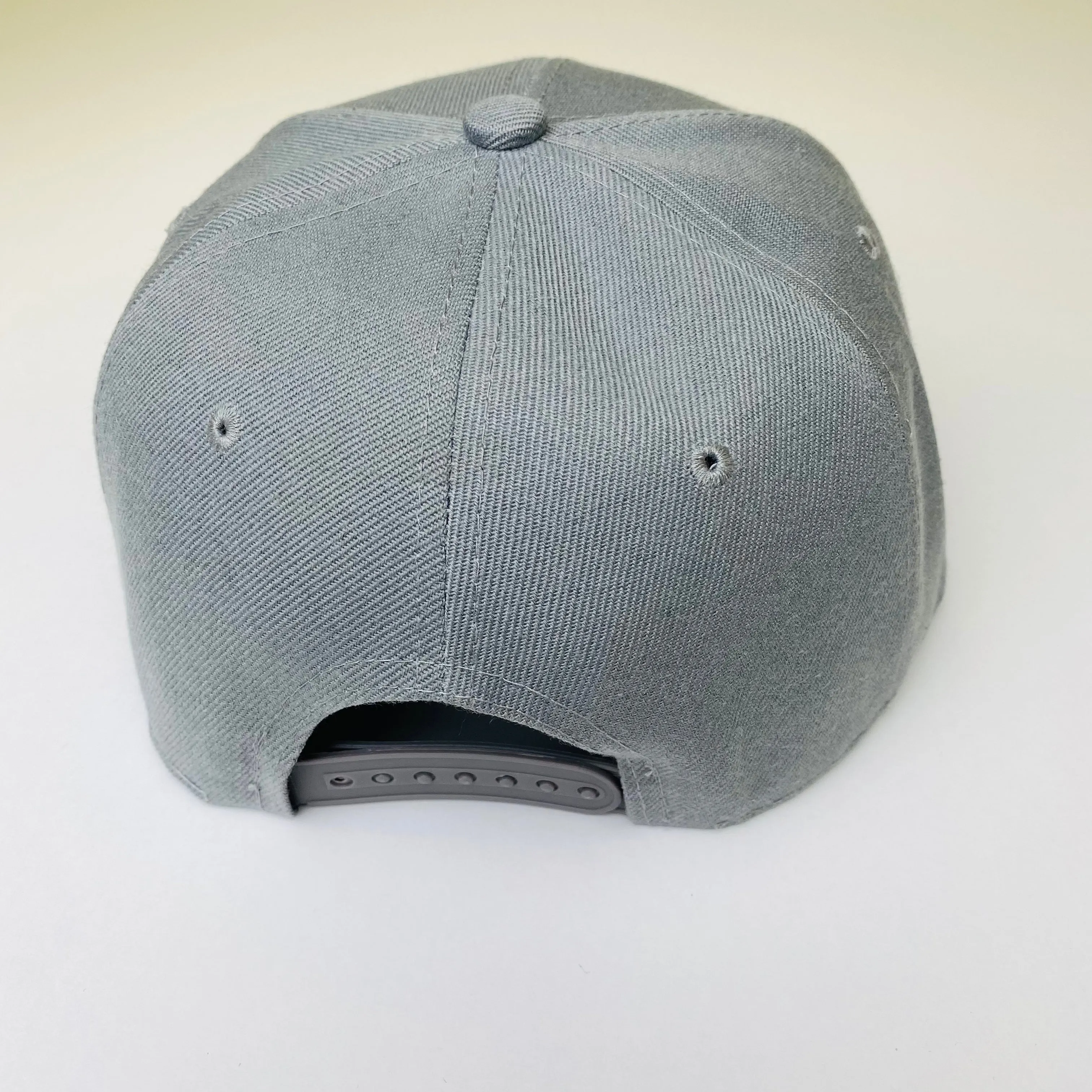 Plain Snapback 5 Panel Hat - Heather Grey