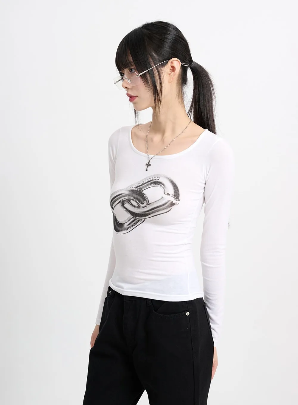 Round Neck Graphic Long Sleeve CM415